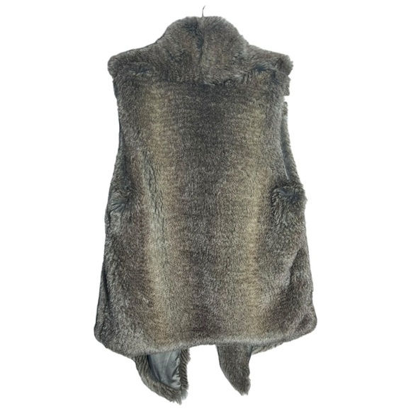 Tart Collections Kyla Vest Faux Fur Brown/Grayish Taupe, Size Small - Picture 4 of 9